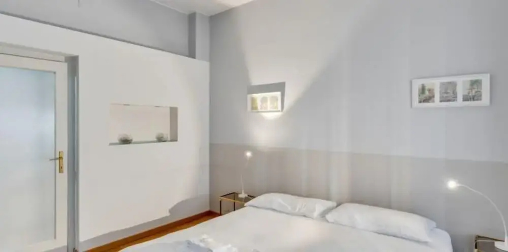 MM Bernini Roomy Apartment