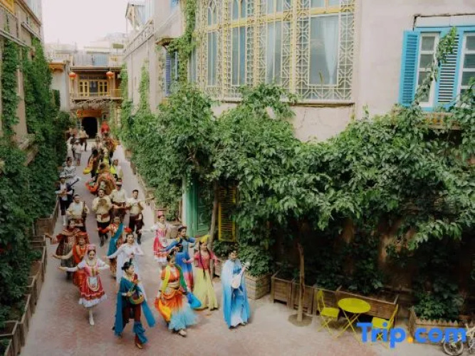 Muse Cafe Guesthouse