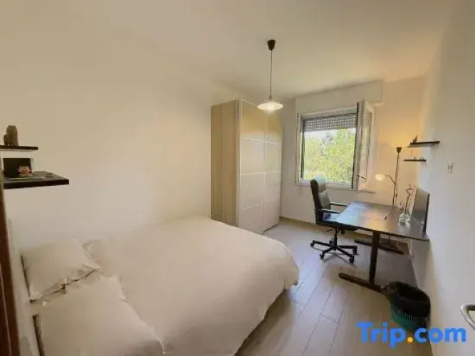 Loquat Tree B&B (stazione MRT Ponale)