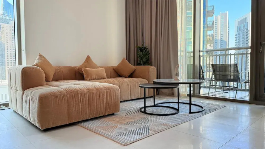 Dancenter Luxury 2 BR at Creek Side