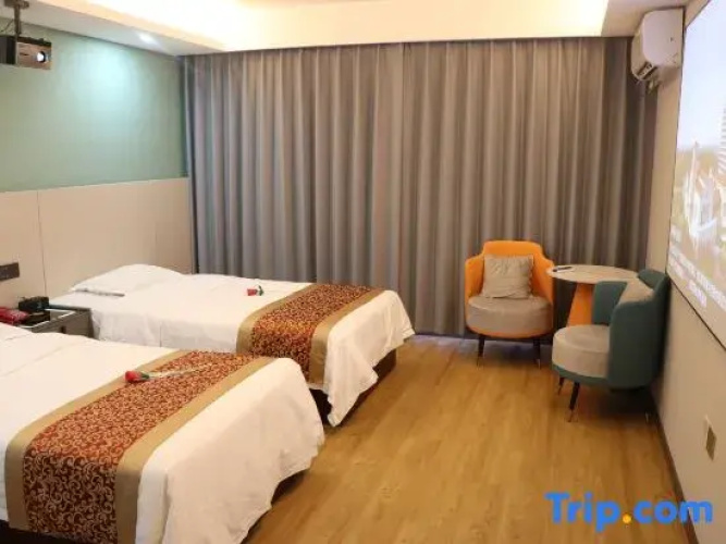Venice Water World Hotel