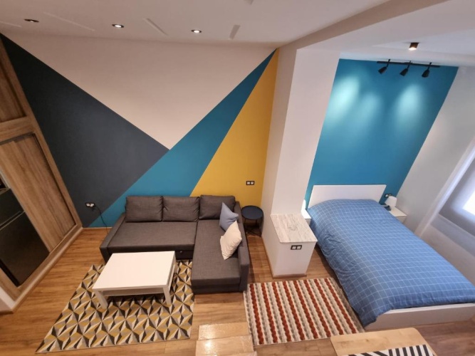 1 Bedroom Apartment