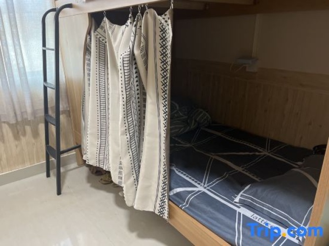 Bed in Dorm (female dorm)