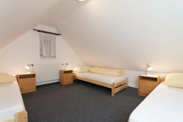Standard Triple room with balcony
