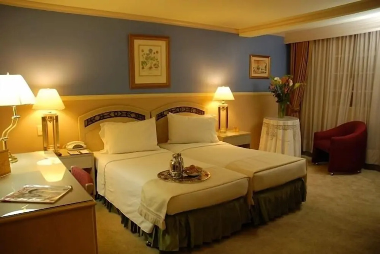 Hotel-Monti