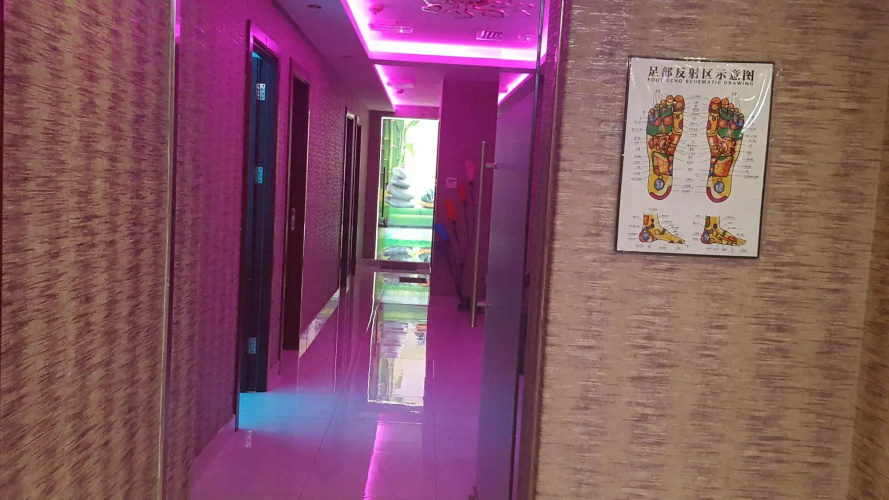 Beach Hotel Apartment