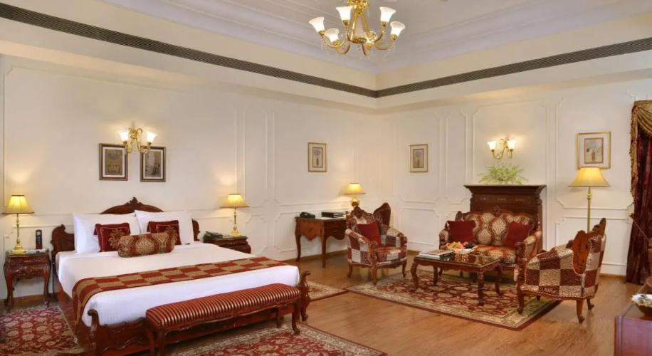 Noor-Us-Sabah Palace