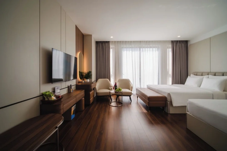 Deluxe Twin room with balcony
