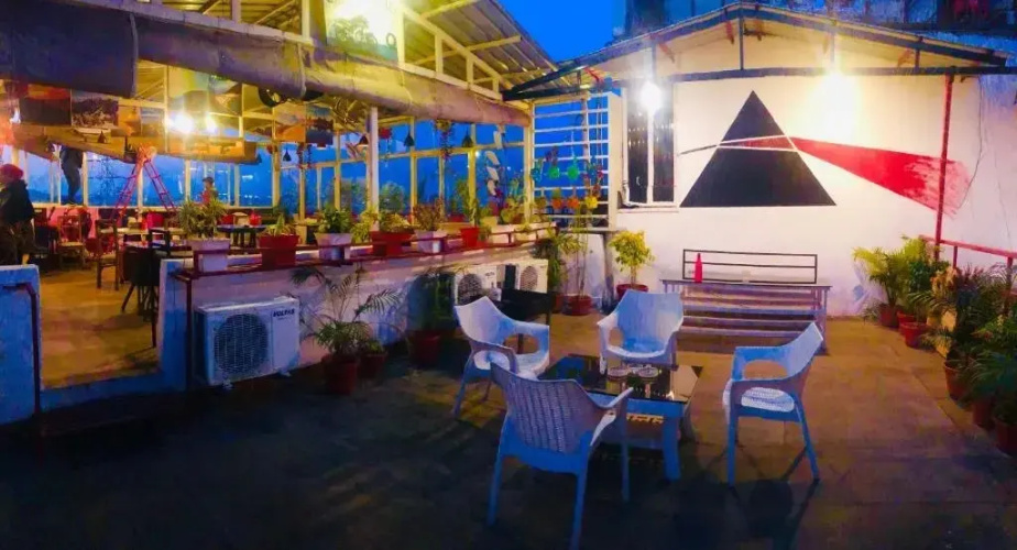 Nomads House