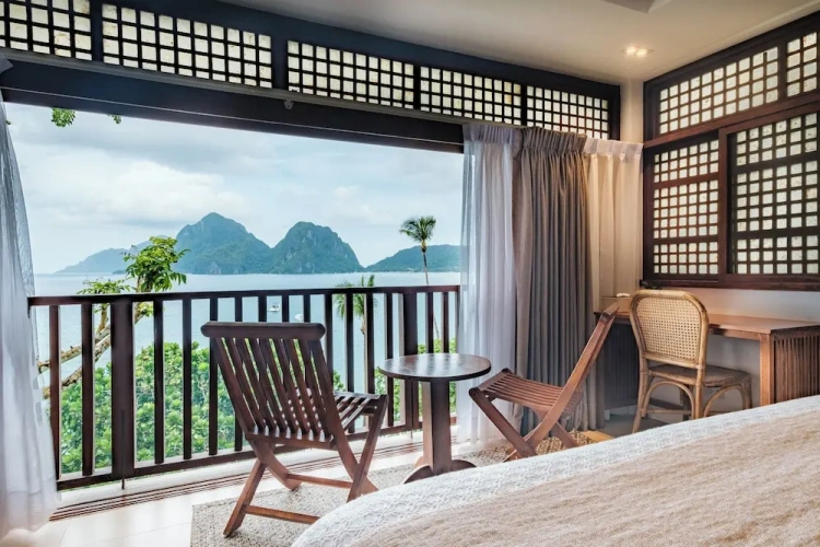 Deluxe Twin room with ocean view