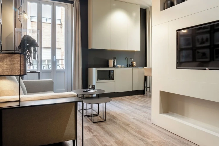 Premium Suite with balcony