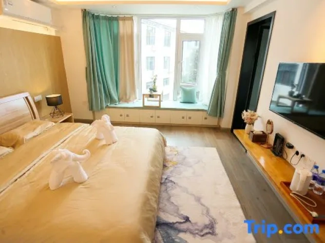 Standard Double room with courtyard view