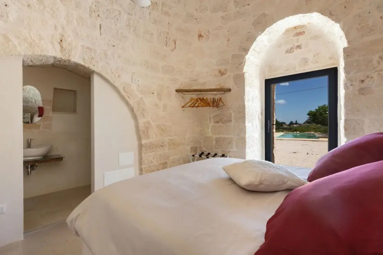 4003 Brunaldi Trulli by Perle di Puglia