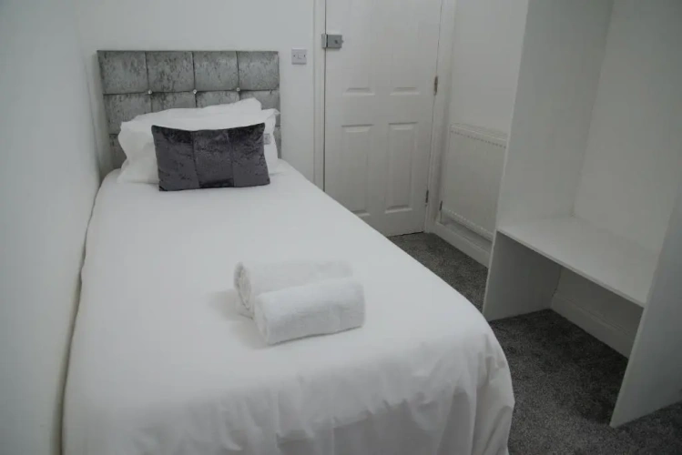 Deluxe Single room