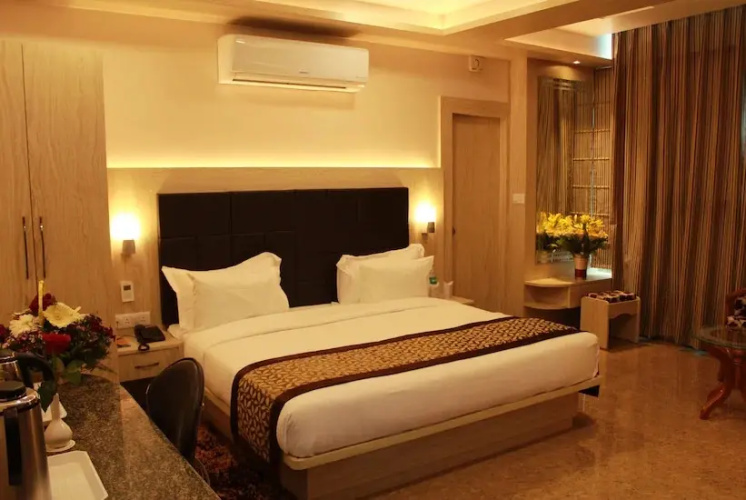 Hotel Pal Paradise
