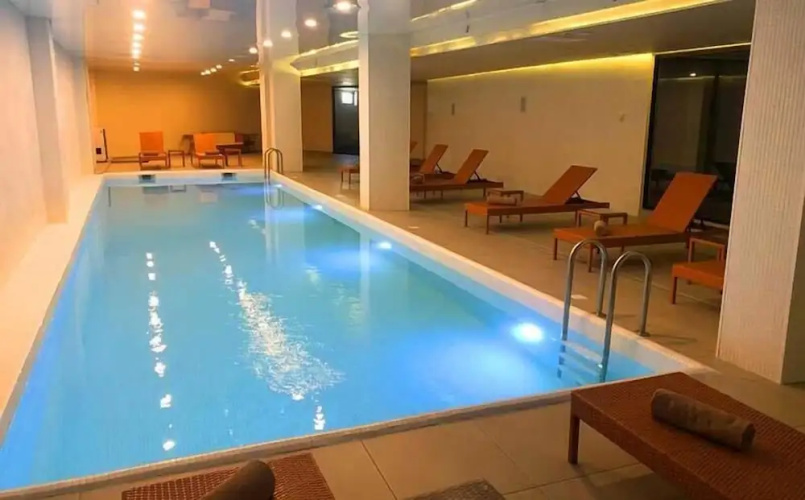 The Valley Resort 320