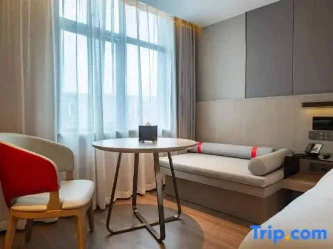 Triple Family Suite