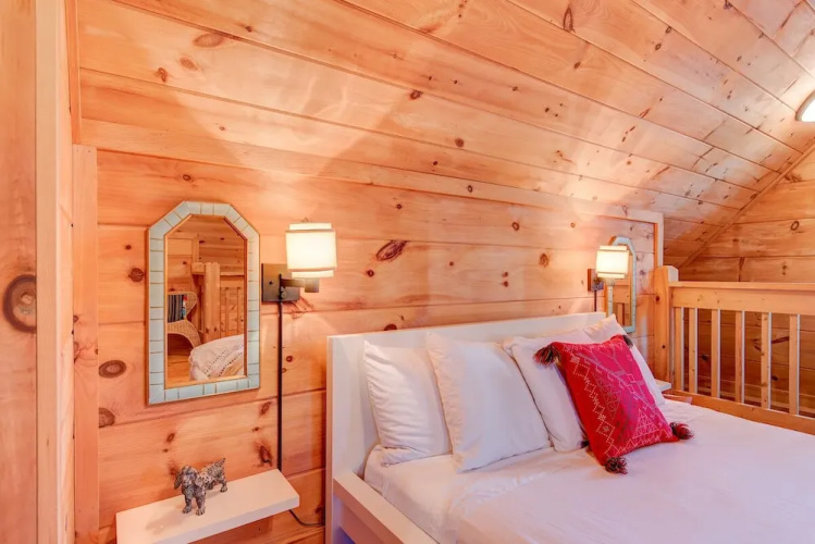 Heritage Hill Cabins