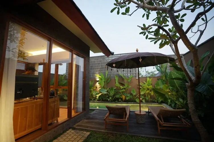 Standard Villa