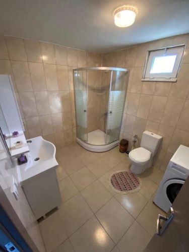 2 Bedrooms Villa