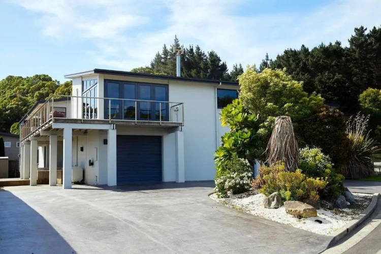 6 Bedrooms Cottage