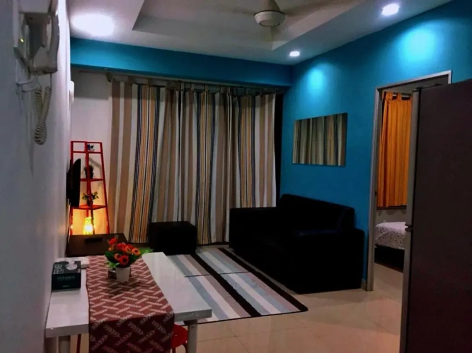2 Bedrooms Apartment