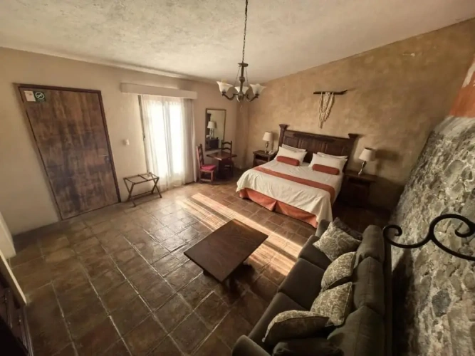 Luxury Suite
