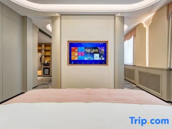Quadruple Suite