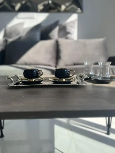 Hermes Penthouse Apartment With Mountain View