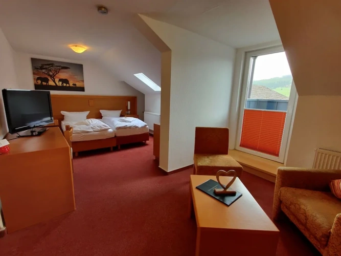 2 Bedrooms Apartment