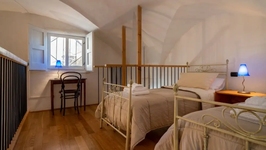 3 Bedrooms Apartment