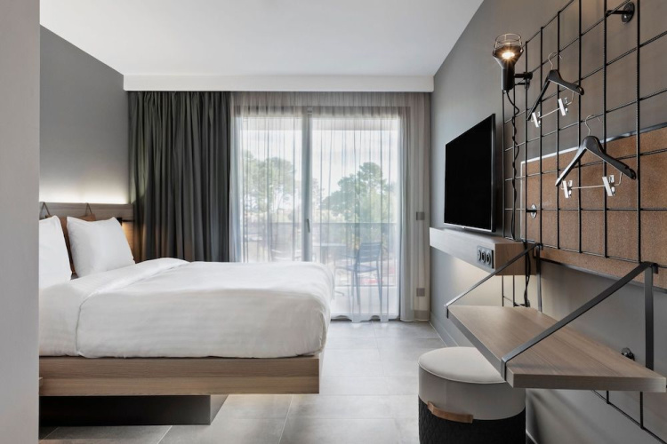 Moxy La Ciotat