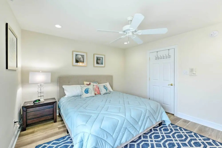 Sunny Brigantine Townhome: Walk to Beach