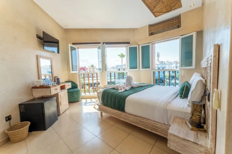 1 Bedroom Economy Double room with city view