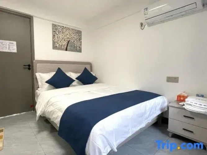 4 Bedrooms Standard Family room