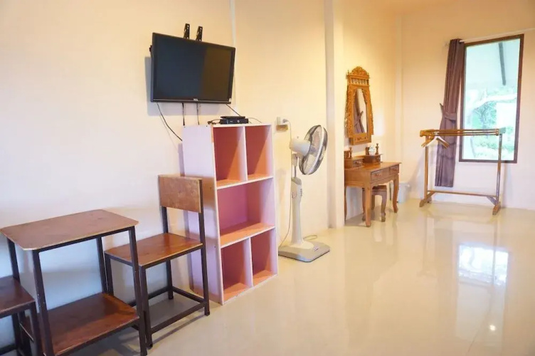 Lamai Koh Phayam Resort