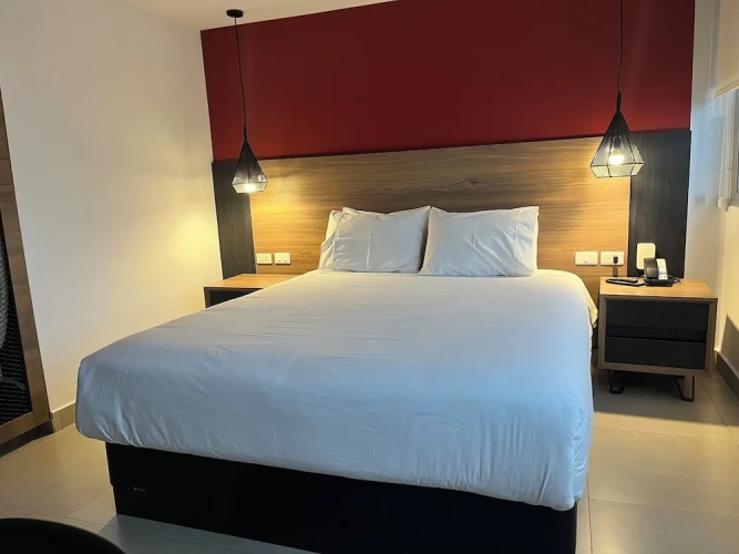 Standard Double room with city view