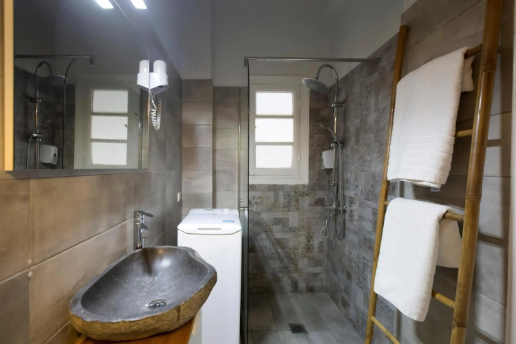 Apollonos Studio Amalia