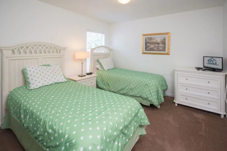 Windsor Hills 7788