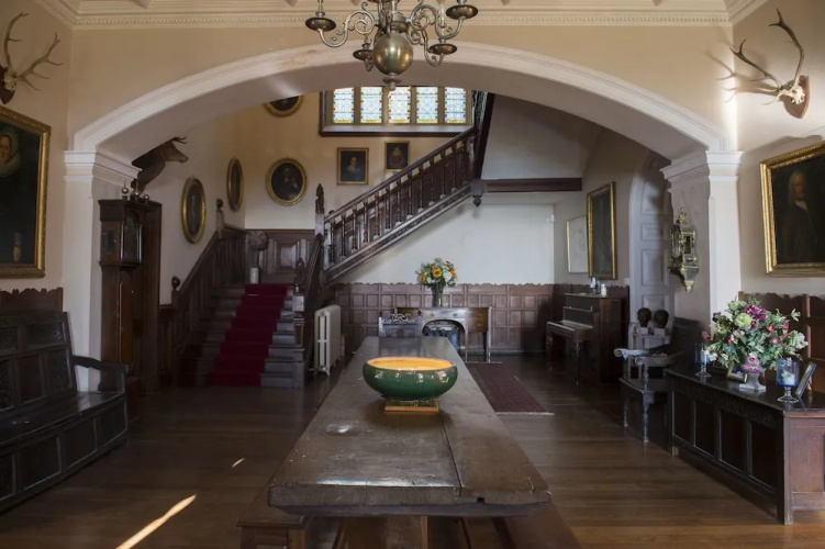 Hall Bed & Breakfast