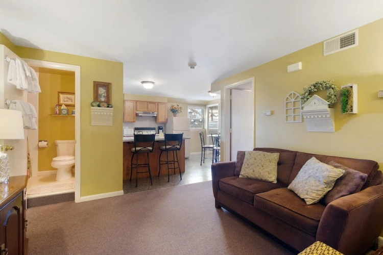Standard Cottage