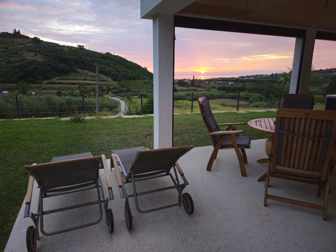 Sea View Apartment Mirjam
