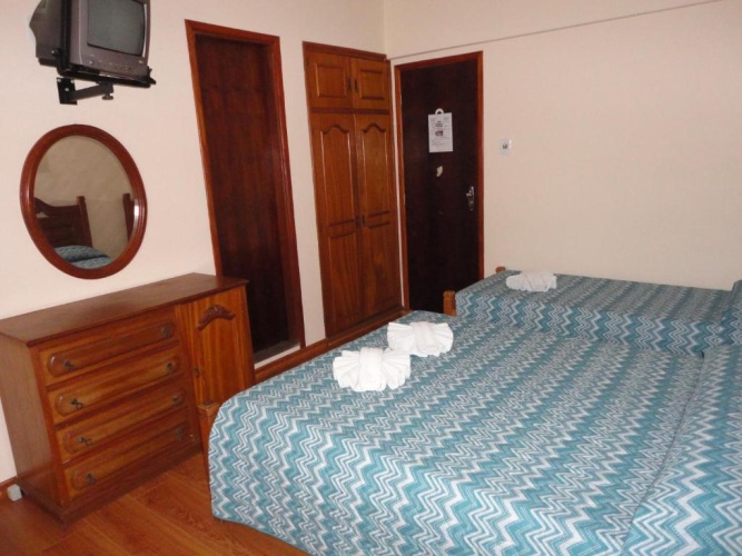 Economy Triple room