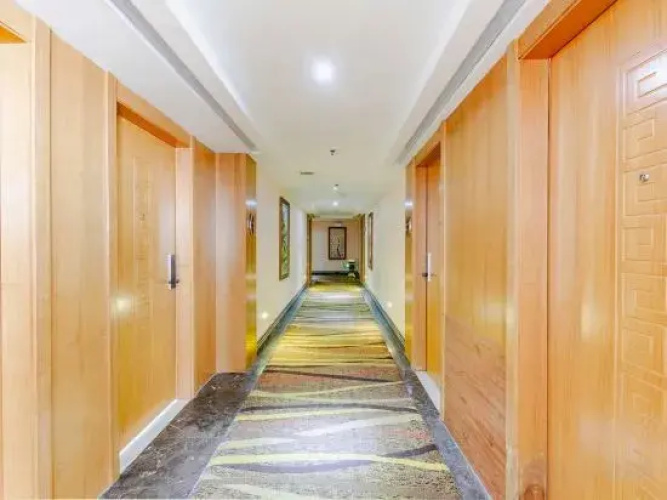 Fit Holiday Theme Hotel