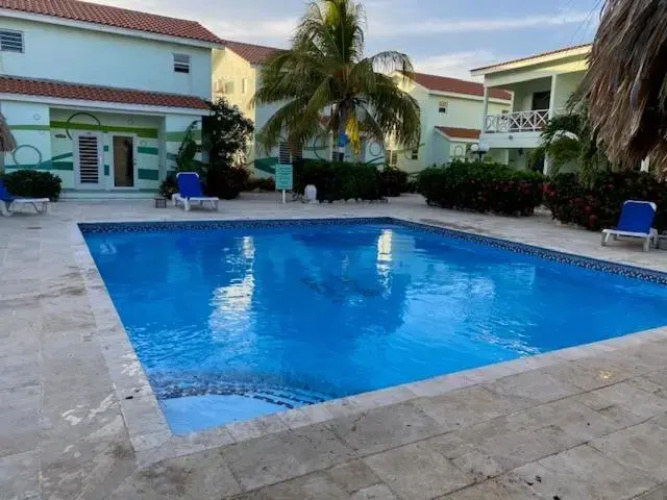 Blue Lagoon Apartment