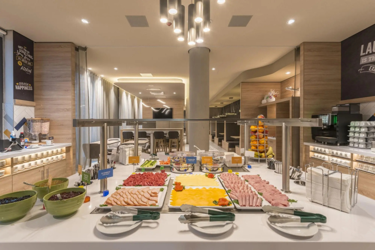 Hampton by Hilton Munich City North photo 13