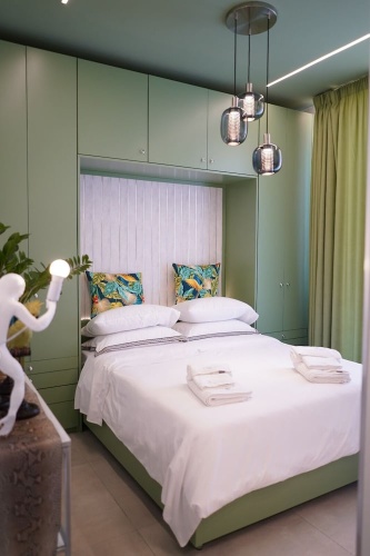 Comfort room