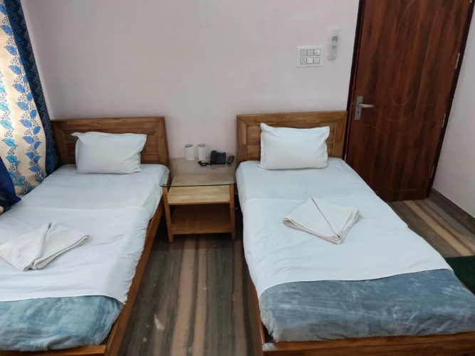 Hotel Pal