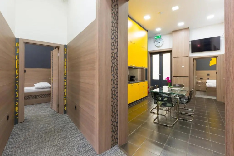 E14 Design Hostel