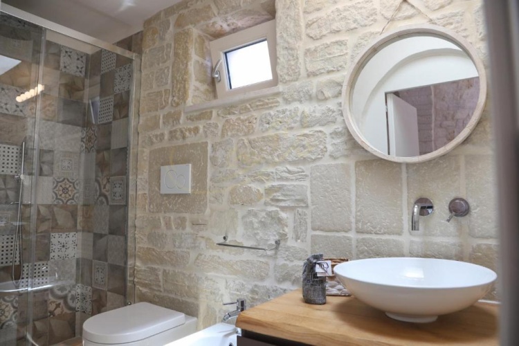 3 Bedrooms Cottage